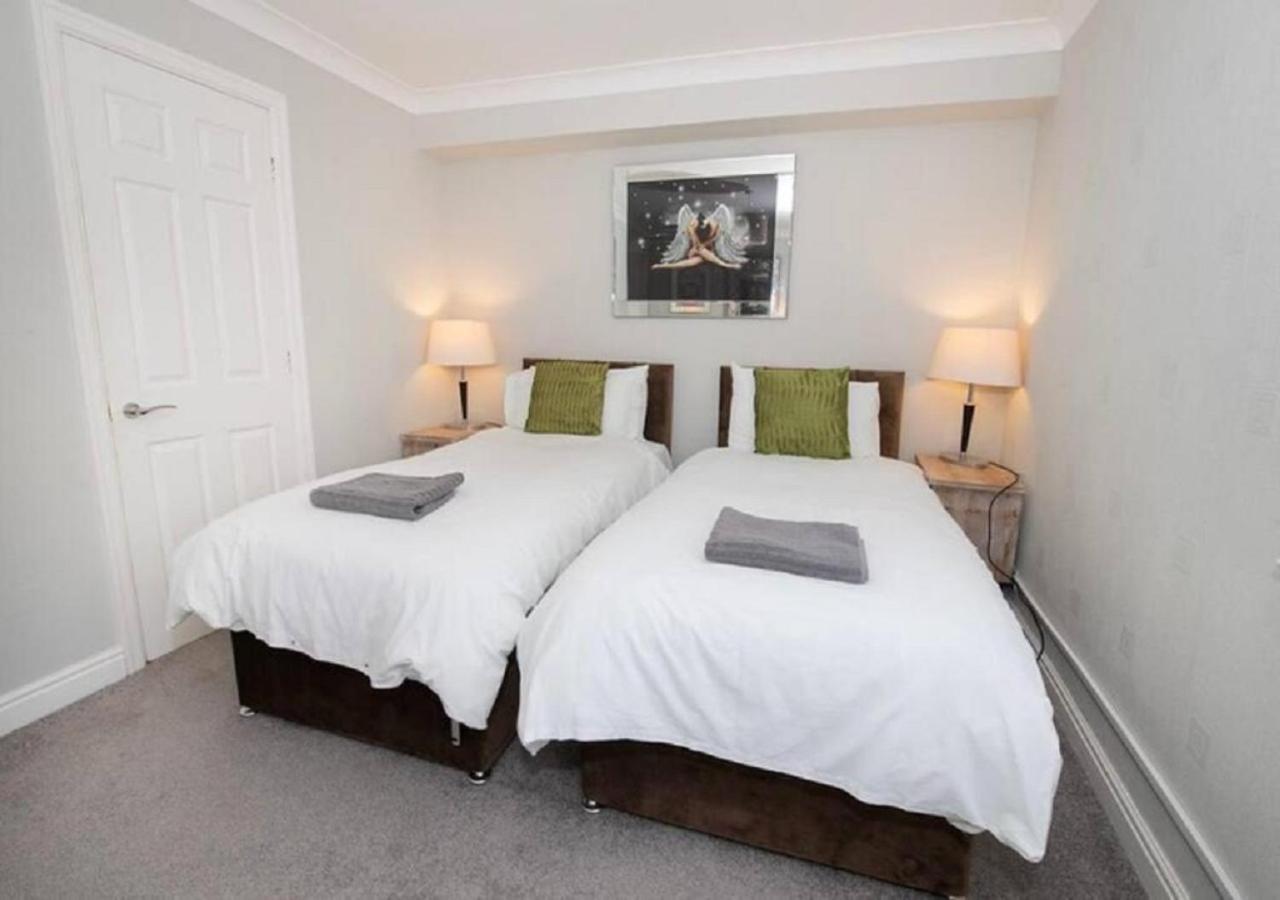 Pelican-Stylish 2-Bed Apartment Close To Beach & Town Scarborough Exterior foto